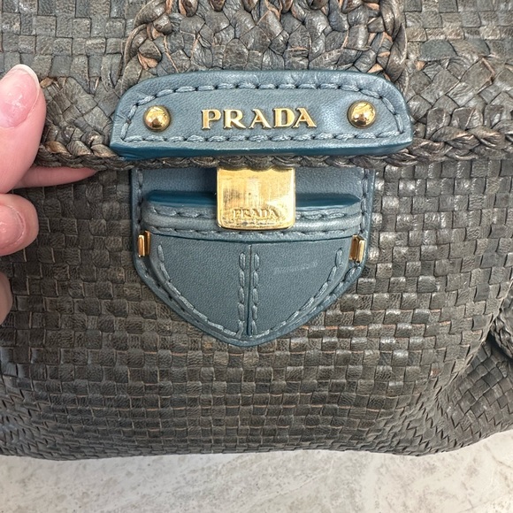 Vintage Limited-Edition Prada satchel - Picture 5 of 9